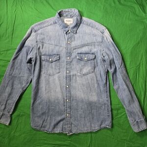 Pull and Bear Men Denim Pearl Button Down Shirt Size Medium